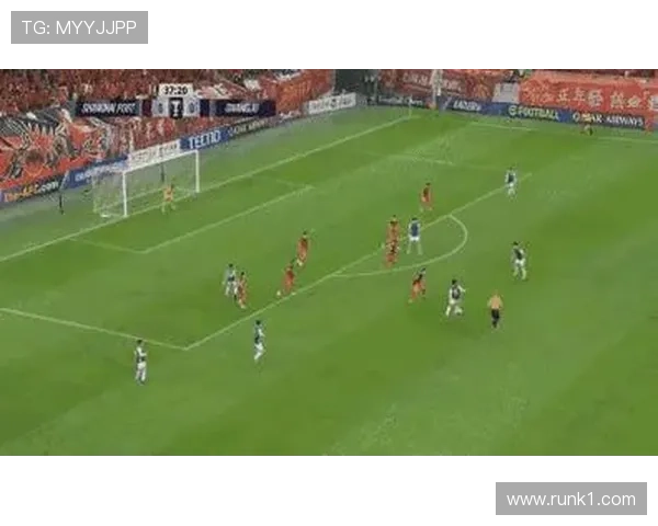 假动作规则：区分场上合法迷惑与点球中止犯规