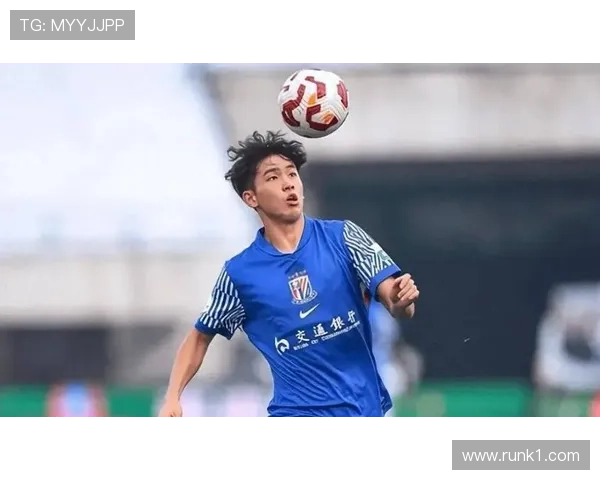 上海申花关键战表现波动，防守稳定性面临考验